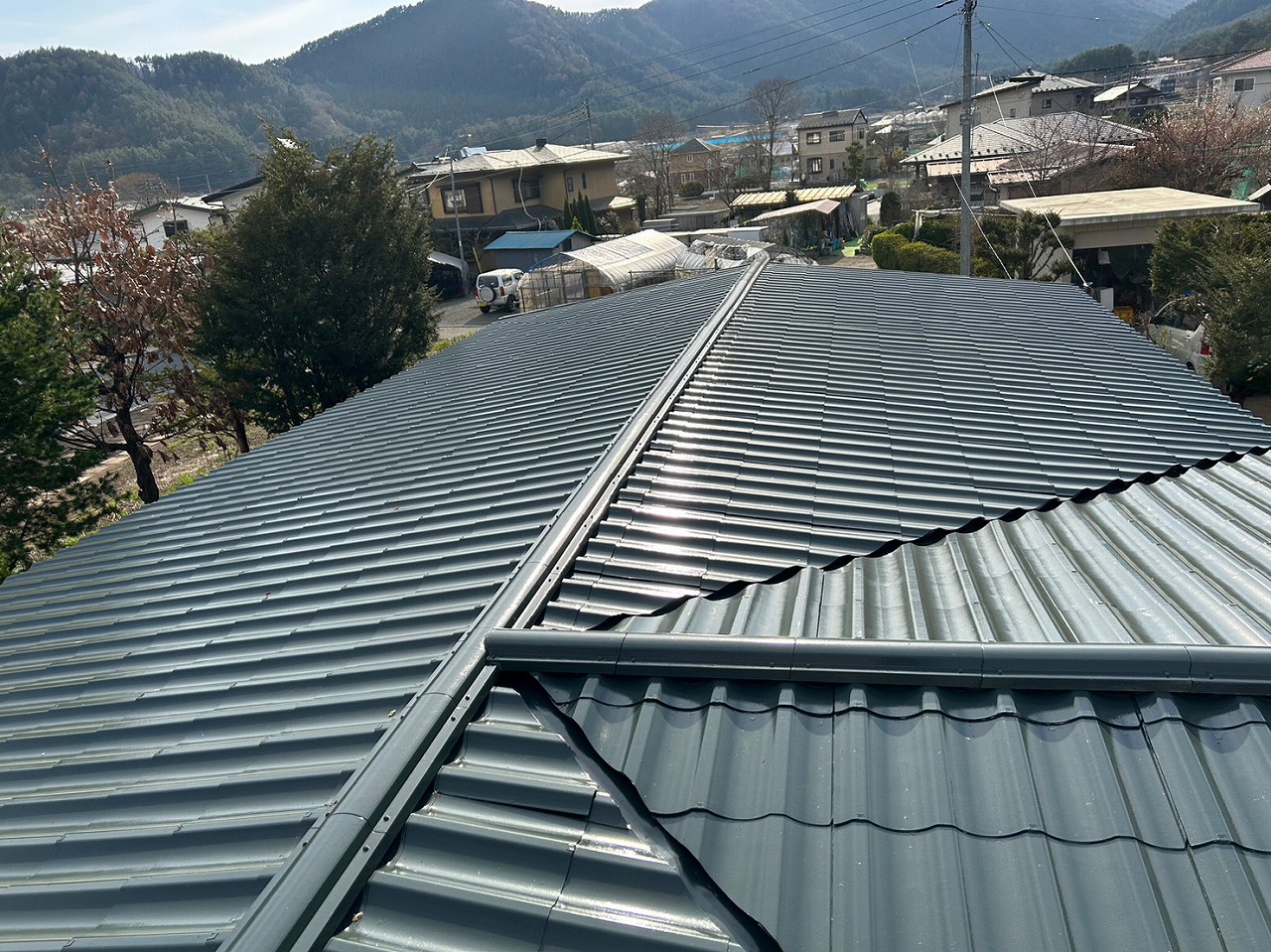 屋根塗装工事　富士河口湖
